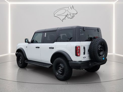 New 2026 Ford Bronco Outer Banks image 4