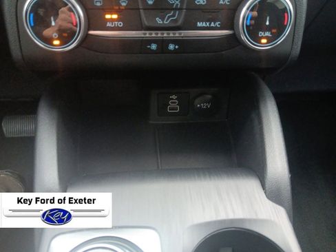 Used 2025 Ford Escape Active AWD/4WD image 27