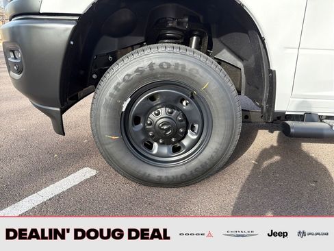 New 2026 RAM 2500 Tradesman AWD/4WD image 28