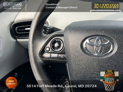 Used 2022 Toyota Prius LE image 26