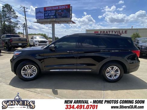 Used 2020 Ford Explorer XLT w/ Equipment Group 202A RWD image 5