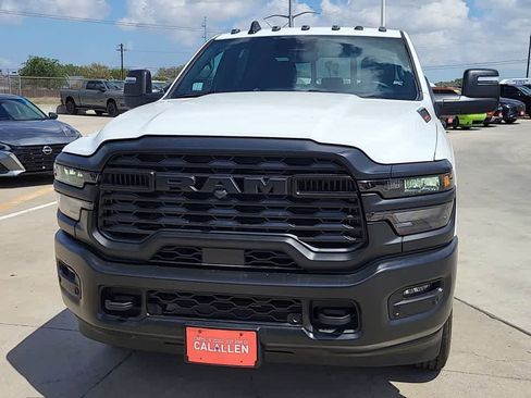 New 2026 RAM 2500 Tradesman AWD/4WD image 3