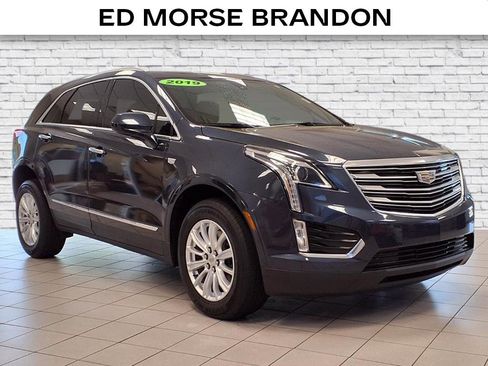 Used 2019 Cadillac XT5 FWD image 6