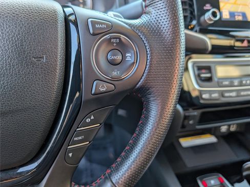 Used 2022 Honda Ridgeline Black Edition image 23