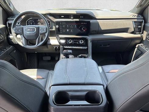 Used 2024 GMC Sierra 1500 AT4 w/ Technology Package AWD/4WD image 20