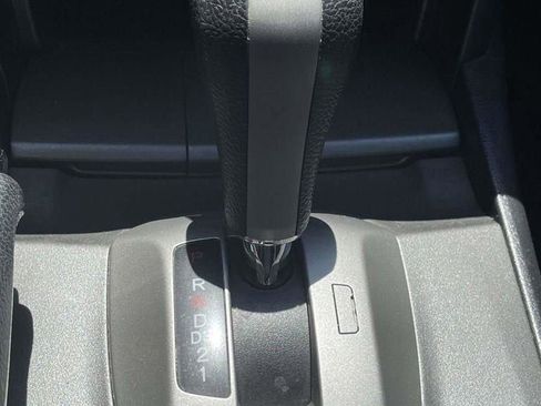 Used 2011 Honda Accord LX-P image 37