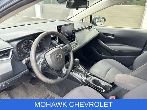 Used 2020 Toyota Corolla LE FWD image 10