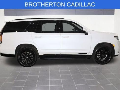 Used 2021 Cadillac Escalade Sport w/ Heavy-Duty Trailer Package AWD/4WD image 9