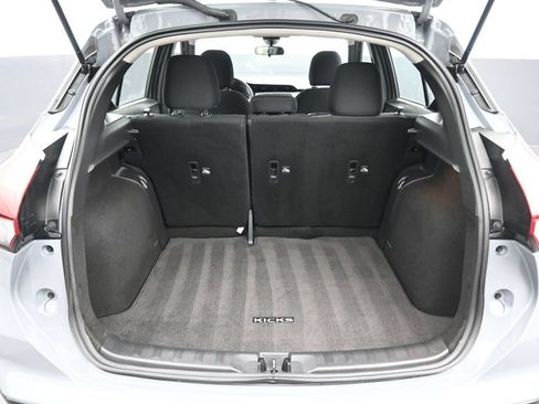 Used 2023 Nissan Kicks SR FWD image 42