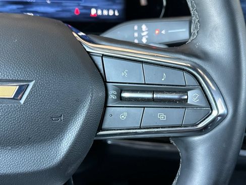 Used 2025 Chevrolet Equinox LT w/ Convenience Package II FWD image 30