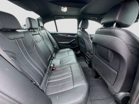 Used 2018 BMW 530e 530e iPerformance image 19