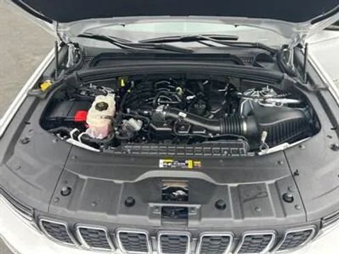 Used 2023 Jeep Grand Cherokee L Laredo w/ Luxury Tech Group I image 24