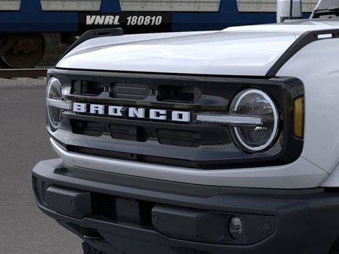 New 2026 Ford Bronco Outer Banks image 19