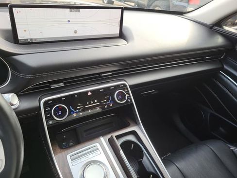 Used 2023 Genesis GV80 2.5T w/ Prestige 20" Package image 23