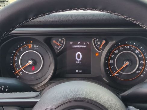 New 2025 Jeep Gladiator Sport image 38