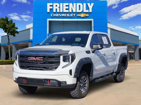 Used 2023 GMC Sierra 1500 AT4 w/ Technology Package image 3