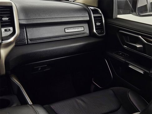 Used 2021 RAM 1500 Laramie image 13