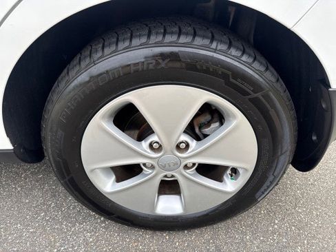 Used 2016 Kia Soul FWD image 14