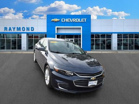 Certified 2018 Chevrolet Malibu LT FWD image 10