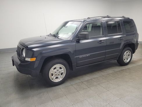 Used 2015 Jeep Patriot Sport w/ Power Value Group AWD/4WD image 2