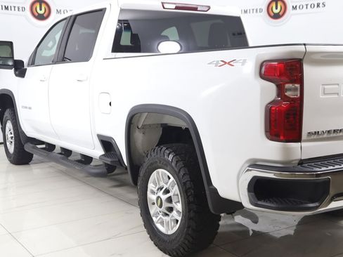 Used 2020 Chevrolet Silverado 2500 LT AWD/4WD image 22