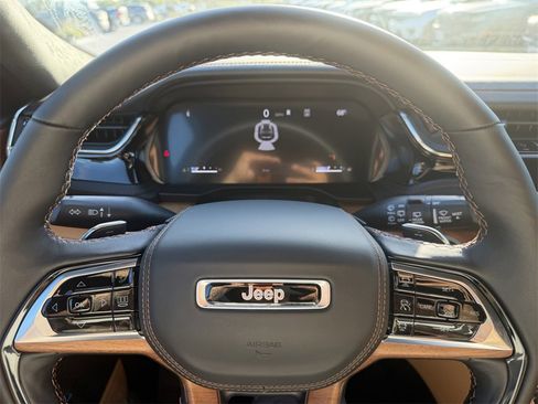 New 2025 Jeep Grand Cherokee L Summit w/ Obsidian Package image 24