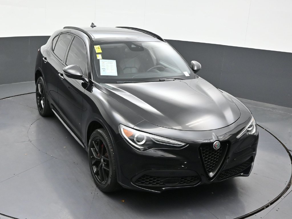 Used 2020 Alfa Romeo Stelvio Sport w/ Quick Order Package 22K Sport RWD image 21