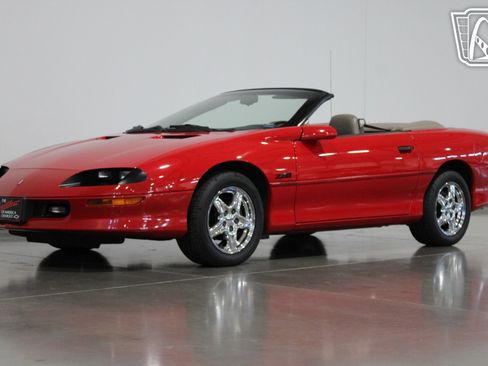 Used 1997 Chevrolet Camaro Z28 w/ Preferred Equipment Group 2 image 40