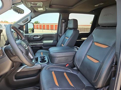 Used 2023 GMC Sierra 2500 AT4 w/ AT4 Premium Plus Package AWD/4WD image 13