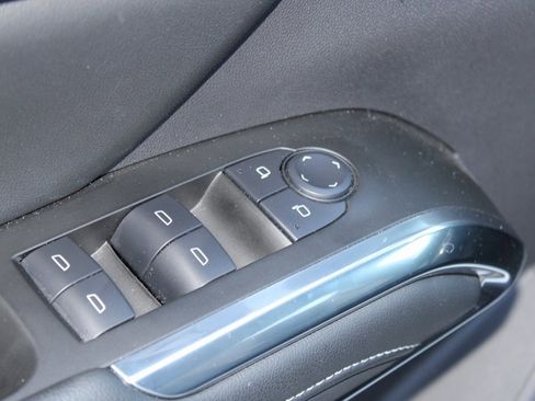 Used 2024 Chevrolet Traverse LS image 22