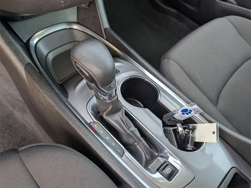 Used 2023 Chevrolet Malibu LT image 14