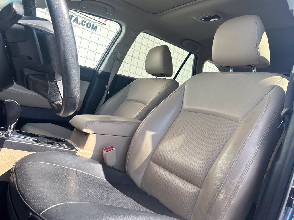 Used 2017 Subaru Outback 3.6R Limited AWD/4WD image 10