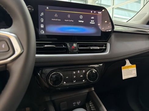 New 2026 Chevrolet TrailBlazer LT w/ Midnight Edition FWD image 24