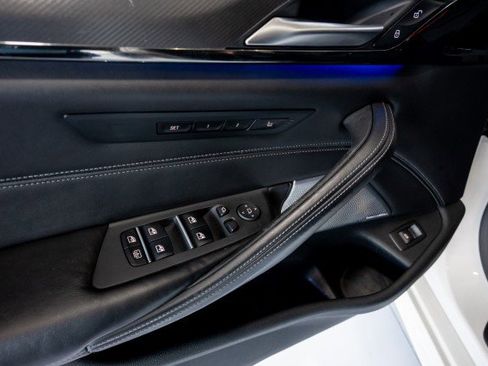 Used 2021 BMW M5 w/ Executive Package image 17