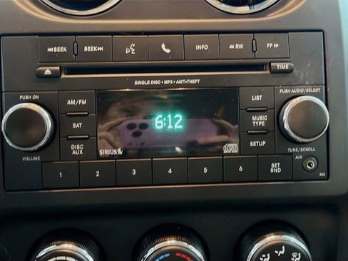 Used 2014 Jeep Patriot Sport w/ Power Value Group image 15