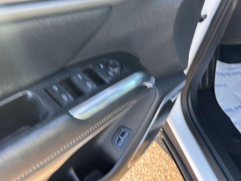 Used 2024 Chevrolet Traverse LT w/ Enhanced Driving Package image 23