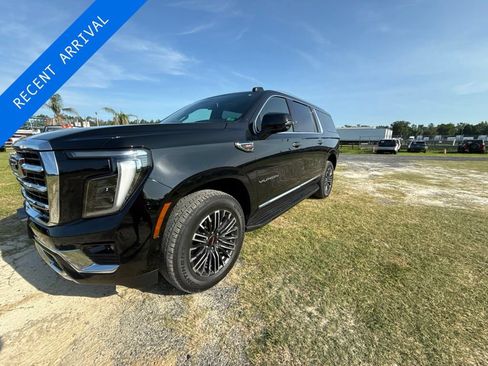 Used 2025 GMC Yukon XL Elevation AWD/4WD image 1