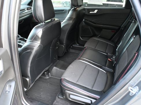 Used 2023 Ford Escape ST-Line Elite AWD/4WD image 7