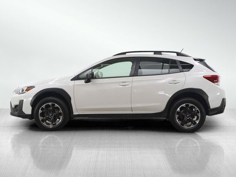 Used 2023 Subaru Crosstrek 2.0i image 2