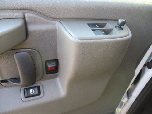 Used 2024 Chevrolet Express 2500 w/ Driver Convenience Package image 11