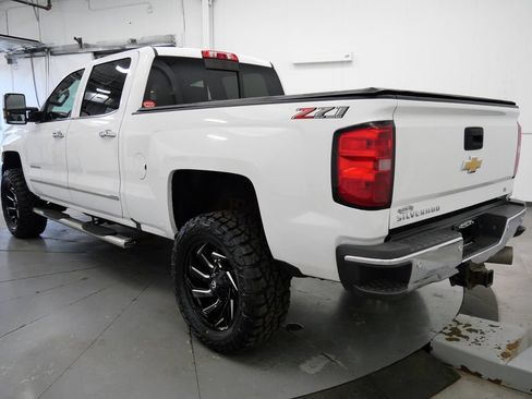 Used 2018 Chevrolet Silverado 2500 LTZ w/ Duramax Plus Package AWD/4WD image 5