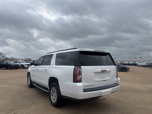 Used 2019 GMC Yukon XL SLT image 15