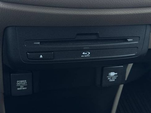 Used 2020 Honda Odyssey Elite image 21