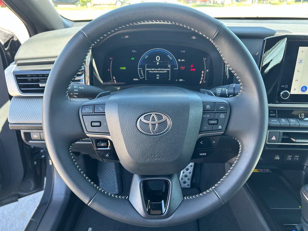 Used 2025 Toyota Camry SE AWD/4WD image 21