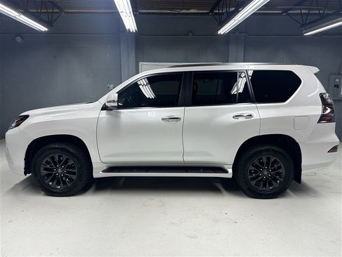 Used 2023 Lexus GX 460 Premium image 10