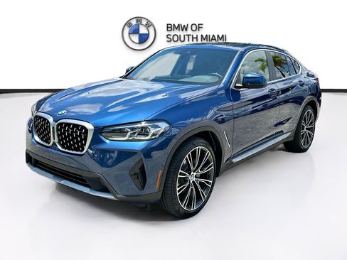 Certified 2023 BMW X4 xDrive30i w/ Parking Assistance Package AWD/4WD image 3