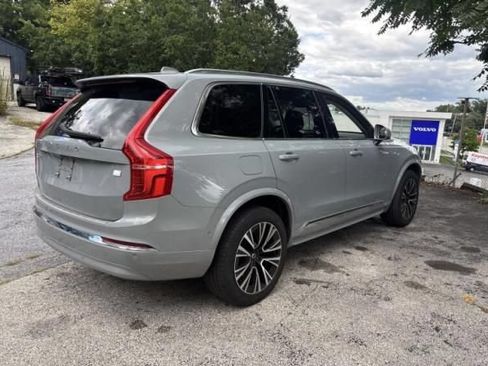 Used 2024 Volvo XC90 T8 Plus w/ Protection Package Premier AWD/4WD image 4