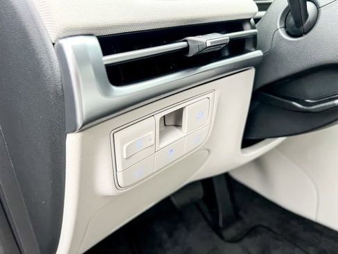 New 2026 Hyundai Tucson Limited image 17