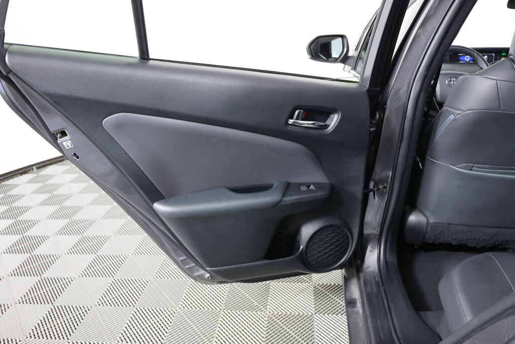 Used 2021 Toyota Prius Prime XLE w/ Carpet Mat Package (TMS) FWD image 16