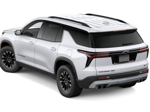 New 2026 Chevrolet Traverse Z71 w/ Enhanced Driving Package AWD/4WD image 40